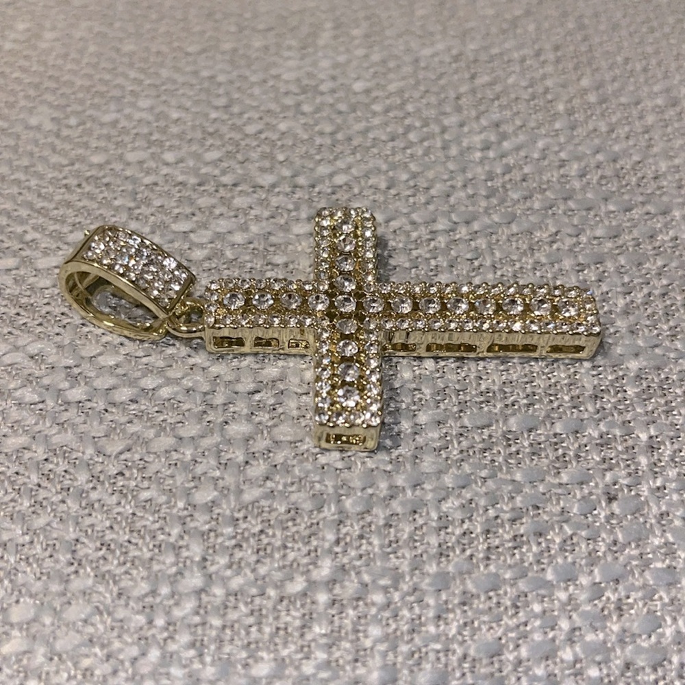 Holy Cross - image 2